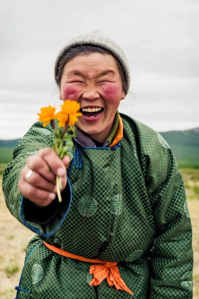 Red Hero 3: Paul Cox Captures Life In Mongolia's Impoverished Suburbs