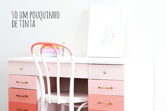 http://www.dcoracao.com/2013/01/cata-quiabos-ou-pinta-so-um-pouquinho.html #furniture #pink #chair