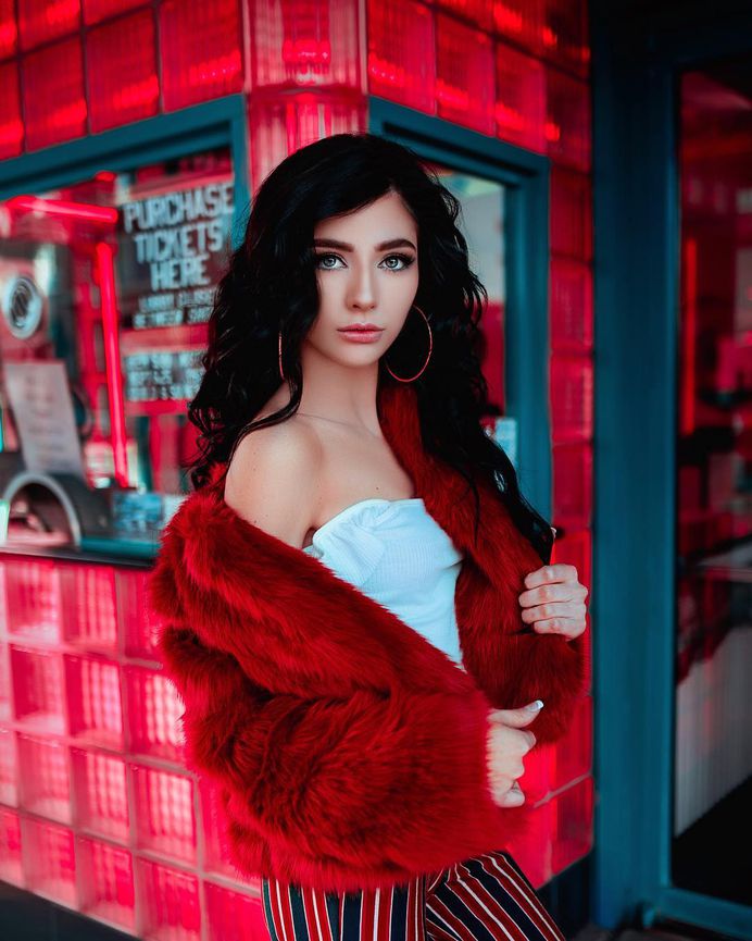 Marvelous Beauty and Street Style Photography by Hananiah Aldrich