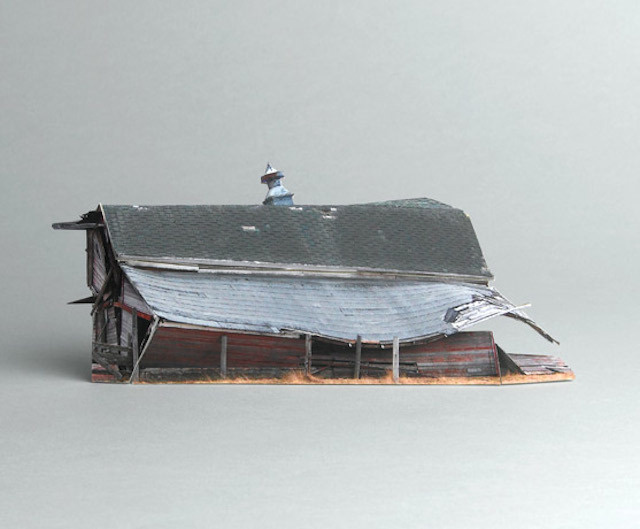 brokenhouses-16 #sculpture #house #art #broken #miniature