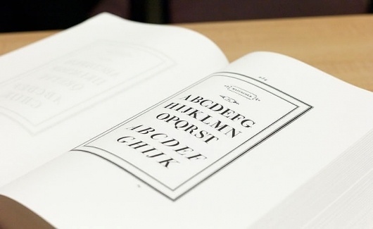 L1028048.jpg (740×454) #bodoni #typography