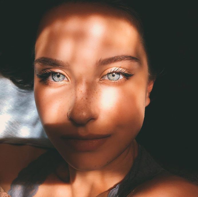 Awesome Self Portrait by Katya Mirо