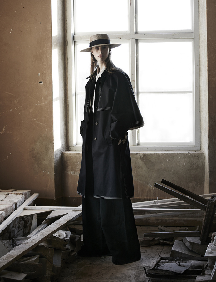 : LUNDLUND : : :