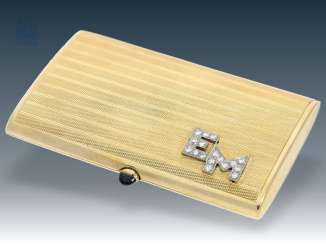 Box: exquisite Art Deco cigarette case is of the finest quality, 14K Gold
