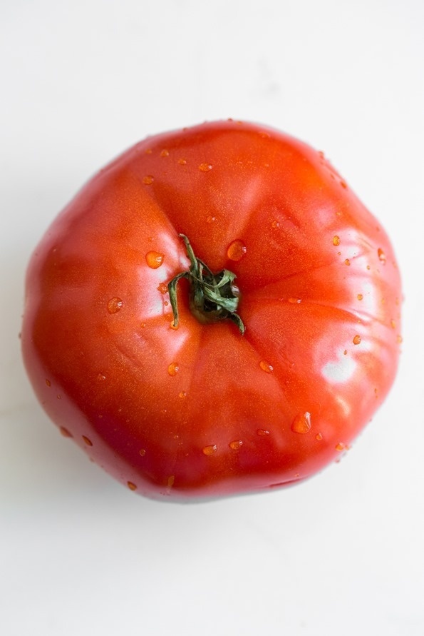 tomato 9394 Thick & Chunky Tomato Sauce from Scratch #white #red #water #highlight #dew #food #counter #veggies #tomato #cook #kitchen #drop #vegetable #green