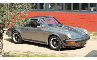 PORSCHE 911 3.0 SC
