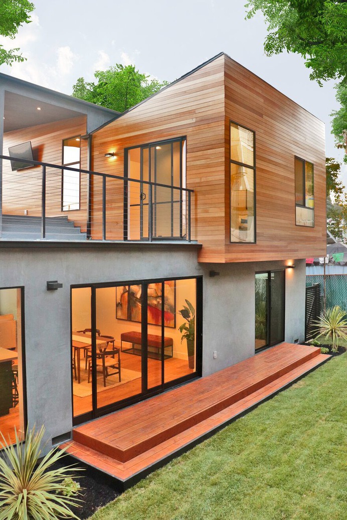 Oleander House / Molina Design and L.A Green Designs