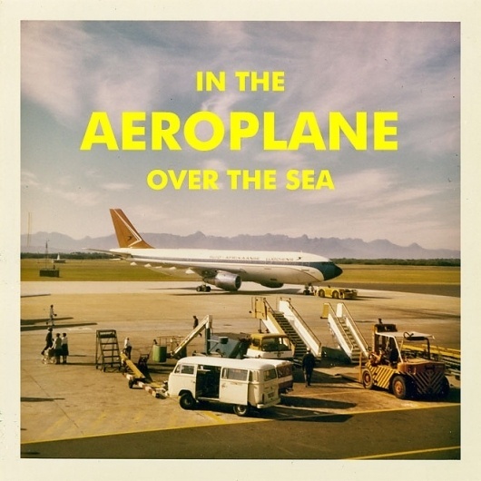 Miss Moss : In the aeroplane over the sea #cover