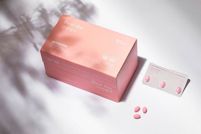 Mydear Branding Packaging - Mindsparkle Mag AURG Studio developed this beautiful branding and packaging project for Mydear. For the project, they used a pastel palette and fresh colors as well as modern yet clear typography to achieve a clean, simple but still elegant approach for the brand. #logo #packaging #identity #branding #design #color #photography #graphic #design #gallery #blog #project #mindsparkle #mag #beautiful #portfolio #designer