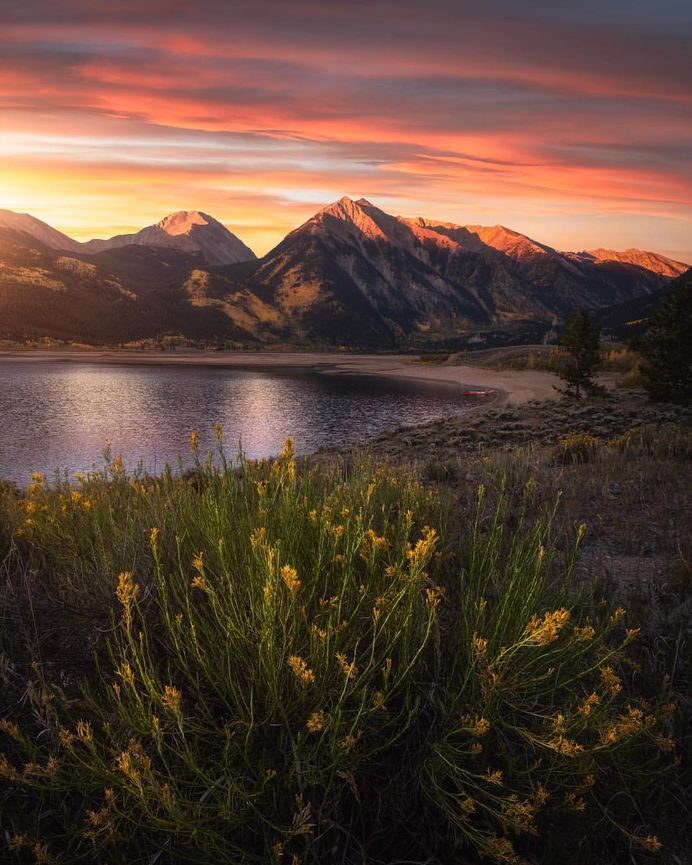 Landscapes of Colorado: Mountains and Plains by Ben Strauss