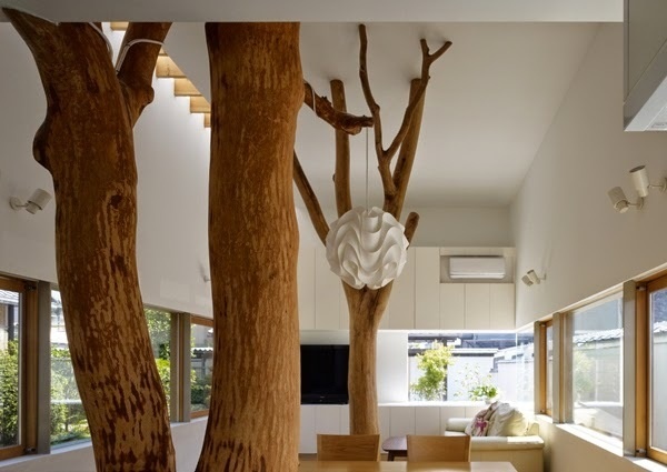 Garden Tree House by Hironaka Ogawa & Associates #interior #design #architecture