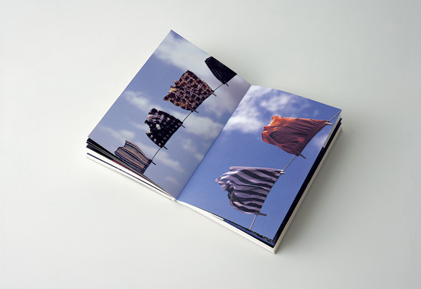 Don't Talk about Colors | WORKS | HARA DESIGN INSTITUTE #japanese #book #bird #photography #fashion