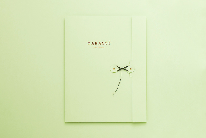 The new luxurious french patisserie & boulangerie named Manassé was designed by minimal branding & corporate identity specialists from Mexi