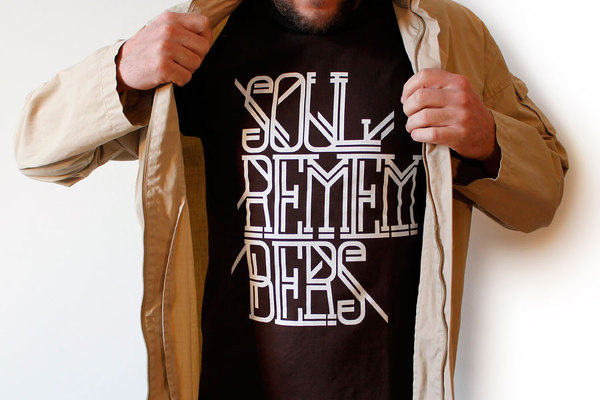 Soul Remembers | by Extraverage #fashion #kronex #design #tshirt