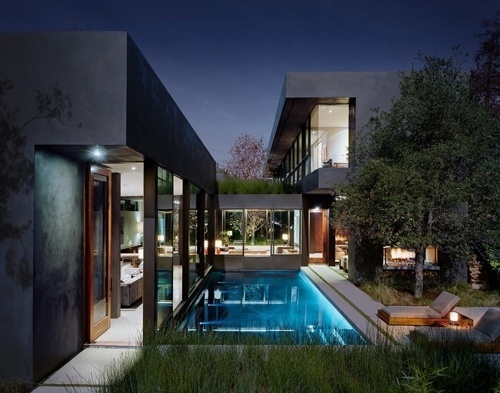 Vienna Way Residence by Marmol Radziner | Daily Icon #pool #architecture #house #modern