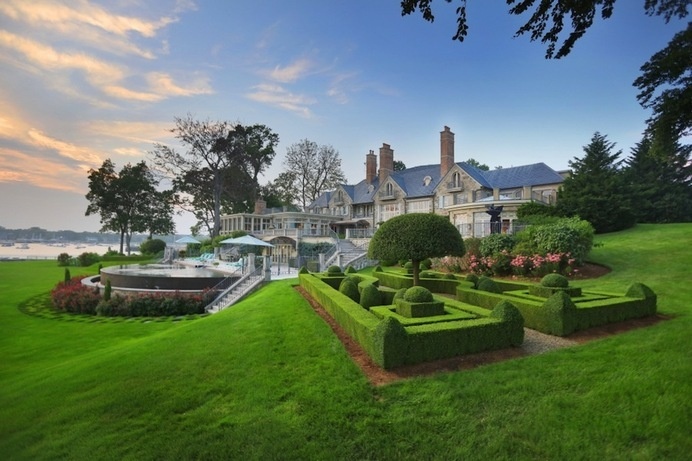 Striking $30,000,000 Estate With Beautiful Gardens And Relaxing Views #architecture