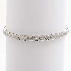 Tennis bracelet with 38 brilliant-cut diamonds