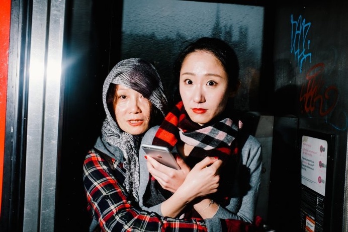 Colorful and Candid Street Portrait Photography by Gareth Bragdon