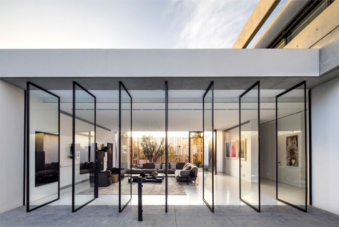 The S House by Pitsou Kedem Architects - #architecture, #house, #home, #decor,