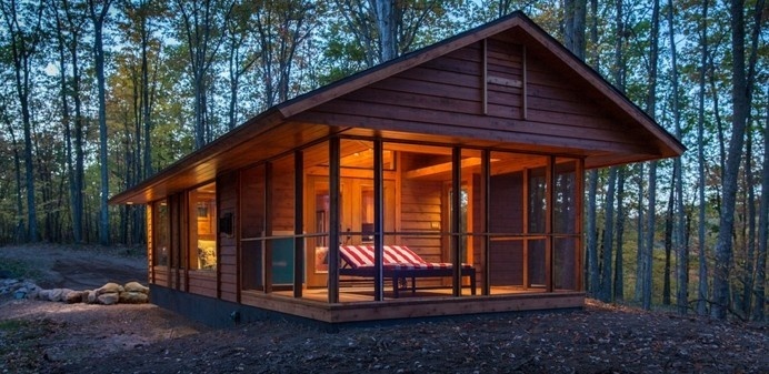 Charming Portable Home With Little to No Maintenance by Kelly Davis #home #architecture #portable