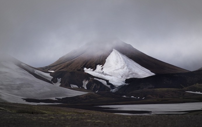A mountain in Iceland. Photographed by Jakob Walter #inspiration #mountain #photography
