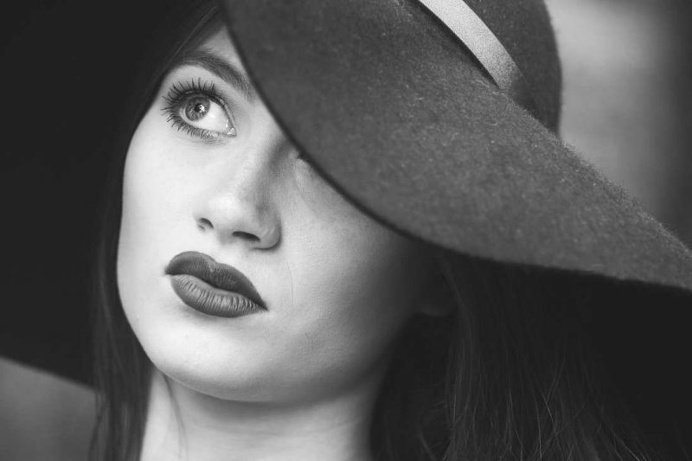 Emotional Portrait Photography by Jade Greenbrooke