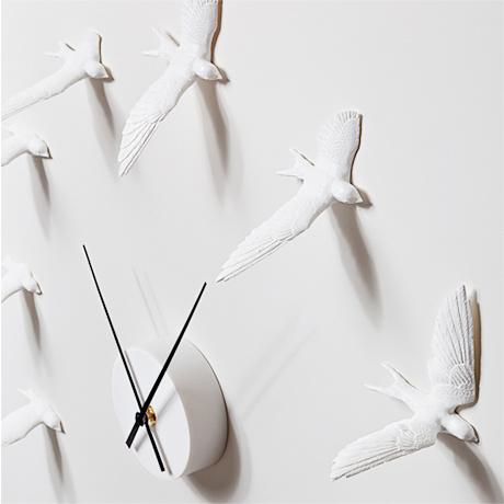 Swallow Clock, Monoqi