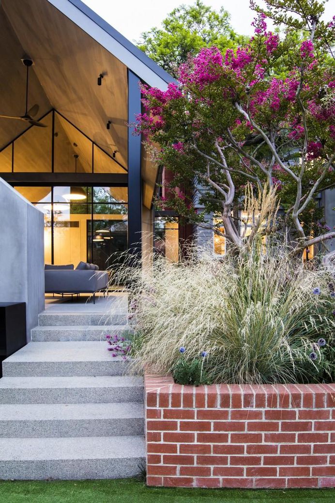 Camberwell Garden and Entertaining Area, Ian Barker Gardens 2