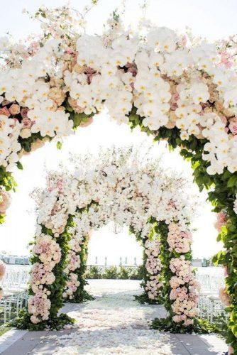 Spring, nature, blooming trees, animal world wakes up. Many couples are decided to create a family in the spring. It is the best time to celebrate love.