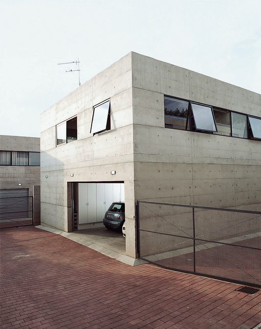Concrete House #inspiration #design #architecture