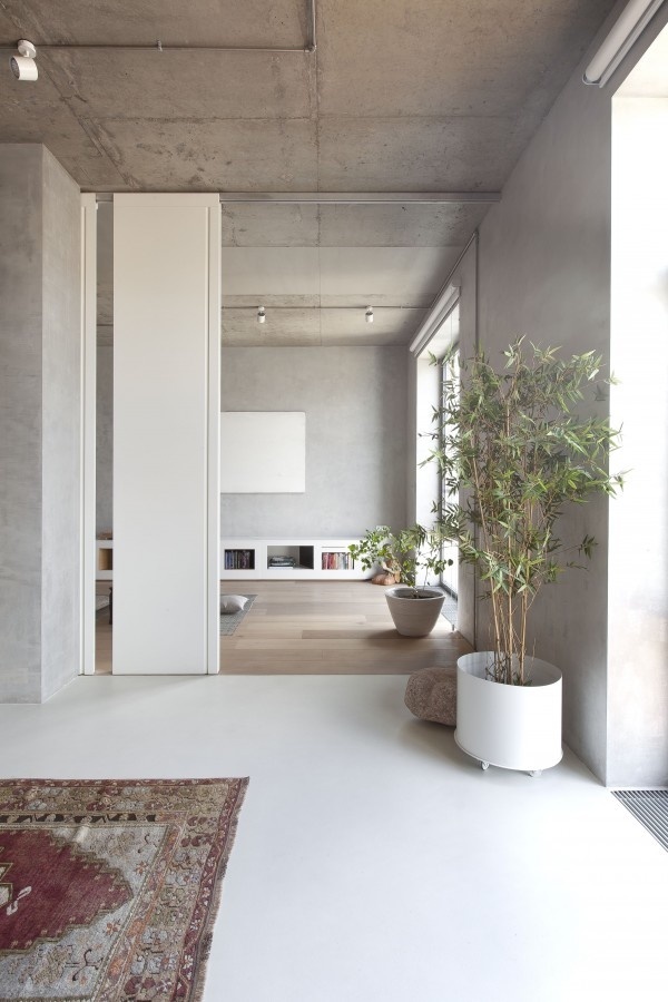 Apartment in Moscow by M17. Photo by Giorgio Possenti. #m17 #giorgiopossenti #slidingpanels