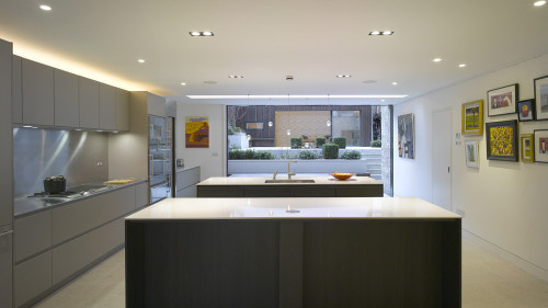 Lateral House by Pitman Tozer #minimalist #architecture #house