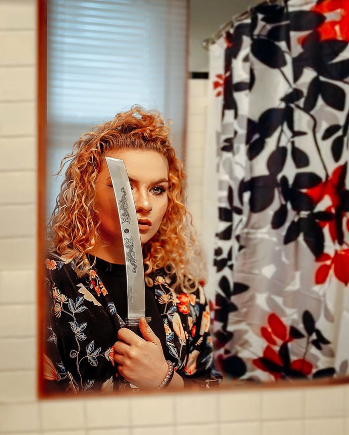 Breathtaking Moody Female Portrait Photography by Selvin Cruz