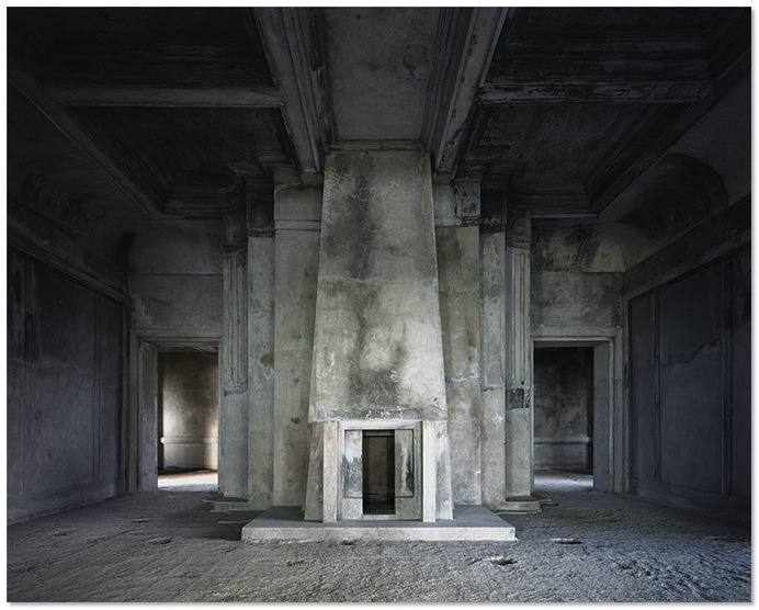 http://www.tochtermann.fr/files/gimgs/56_bokor02.jpg #bokor #cambodia #abandoned #architecture #tochtermann