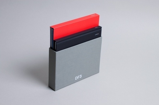 Build— +44(0)208 521 1040 / D/F/3 #packaging #print #build #df3