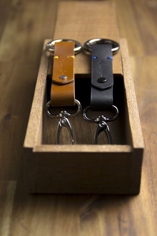 www.doloopleather.com #keychain #wood #handmade #leather #key #ring