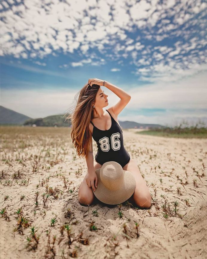 Gorgeous Lifestyle and Beauty Female Portraits by Jhonatan Ferraz