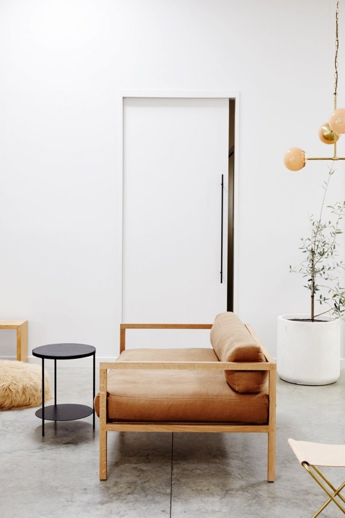 Contemporary sitting area. Home of Douglas and Bec. © Pippa Drummond.