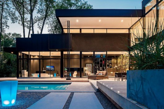 44-belvedere-residence-in-ontario-canada-03