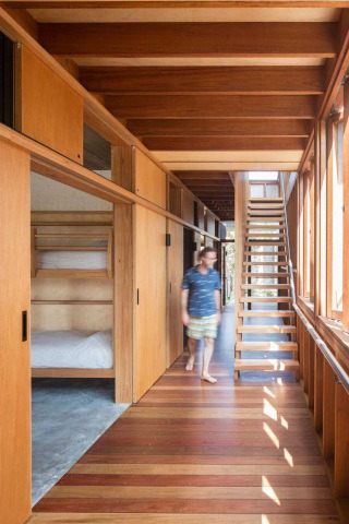 Breezeway House / David Boyle Architect