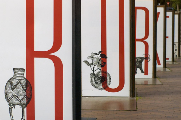 photo #scale #design #exhibition #large #typography