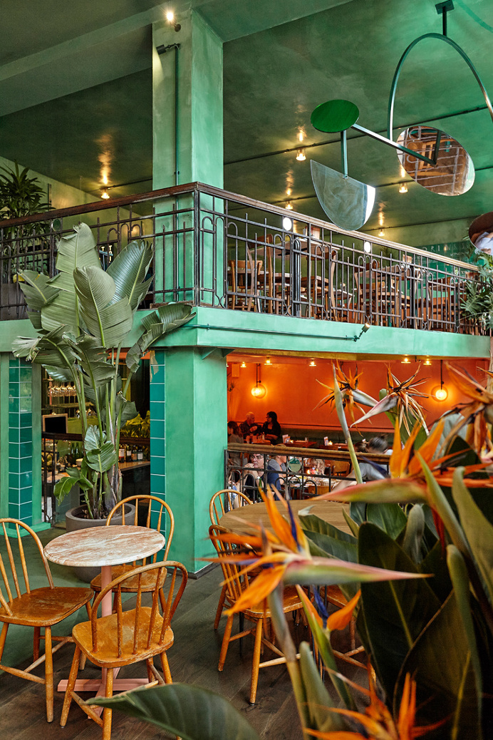 Bar Botanique Cafe Tropique by Studio Modijefsky