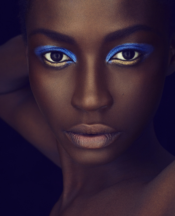 Shades of Blackness blackandkillingit: femmesandfamily: ... #black #woman #photograph