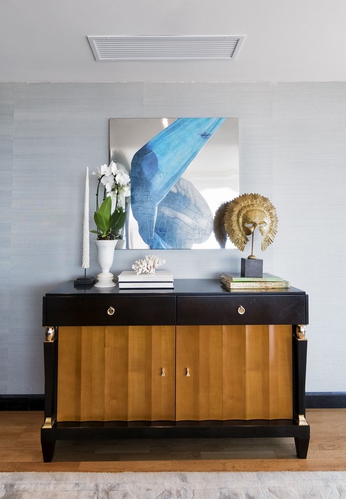 Duplex Constanta – Outstanding Design with Strong Colors / Hamid Nicola Katrib