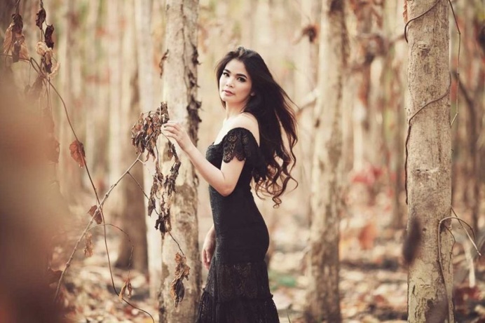 Charming Beauty and Portrait Photography by Brenda Waworga