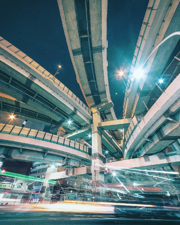 Cyberpunk and Futuristic Street Photography by Yuto Yamada