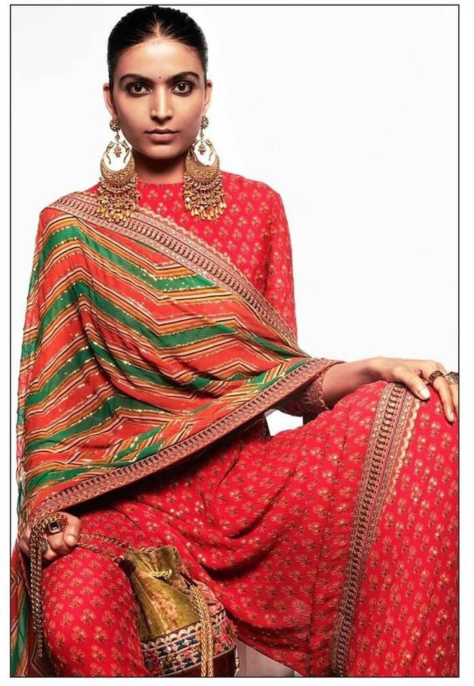 The Neo Romantic : Modern Mehendi