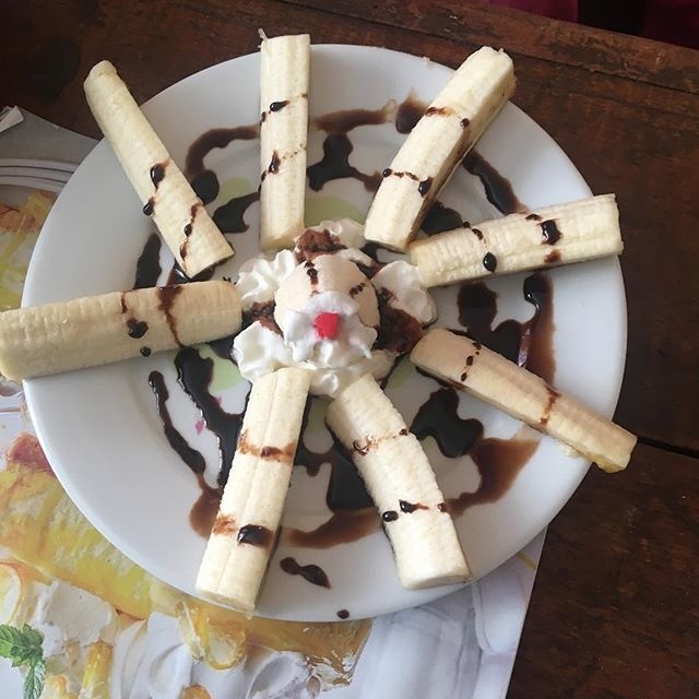 Fun breakfast...Banana Magnolia Flower for Maggie (Magnolia Rain) ala Dave Ross