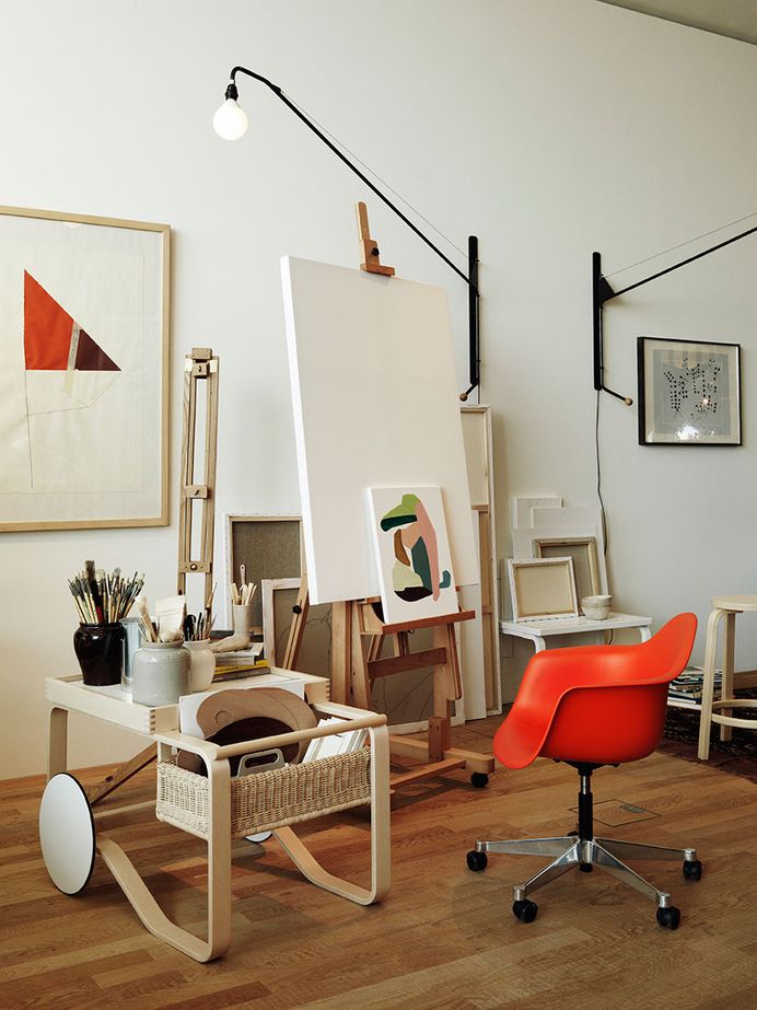 Vitra-Artek-Studioilse-Yellowtrace-04.jpg (850×1134)
