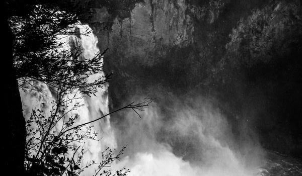 Snoqualmie Falls #white #washington #black #and #waterfall